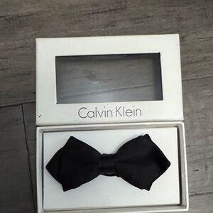 Calvin Klein Elegant Black Bow Tie